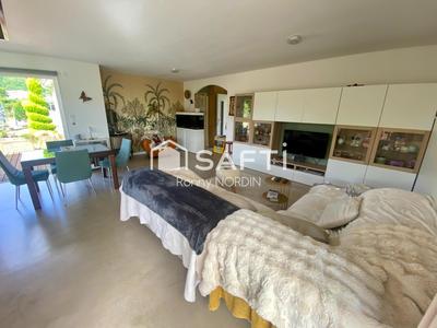 Maison - 100 m² - 5 pièces