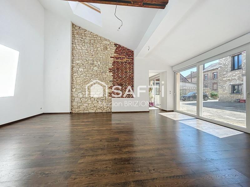 Maison de village - 215 m² - 7 pièces