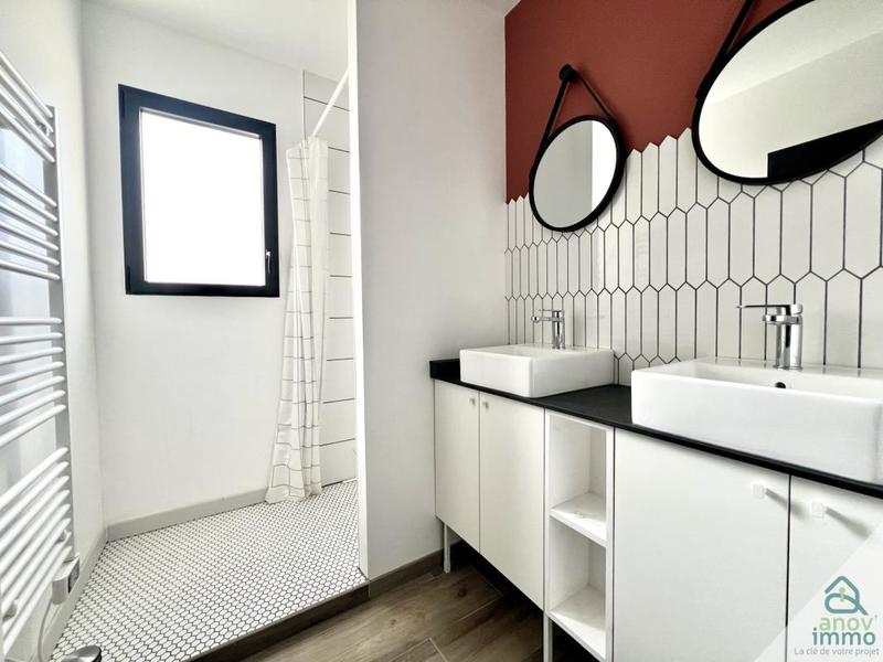 Maison - 120 m² - 5 pièces