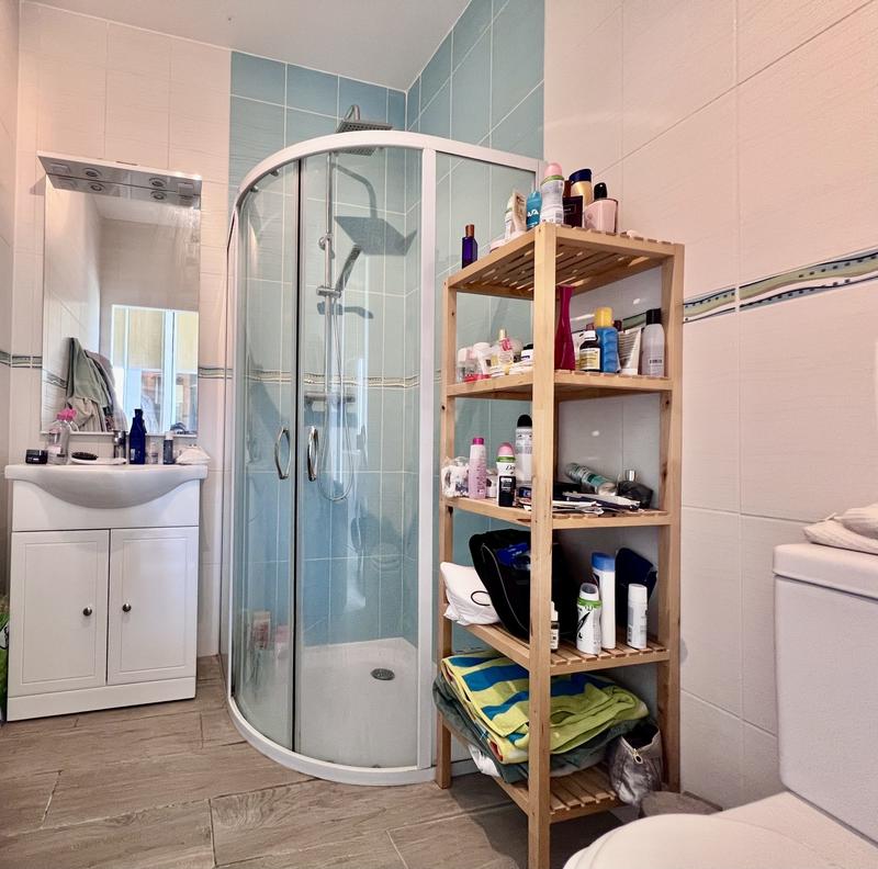 Maison traditionnelle - 222 m² - 6 pièces