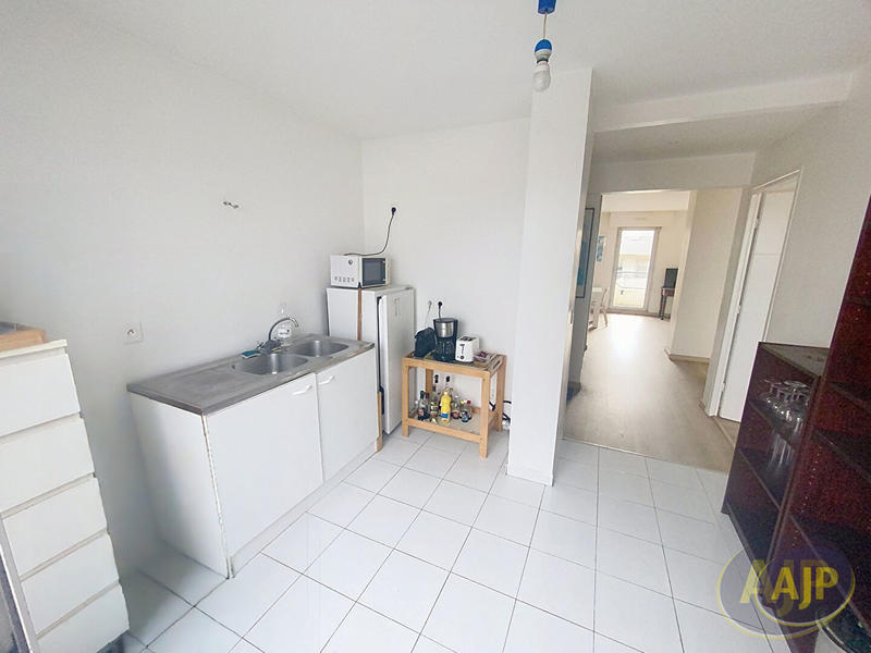 Appartement - 83 m² - 4 pièces