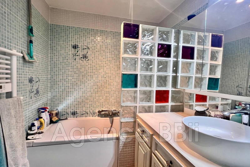 Appartement - 87 m² - 4 pièces