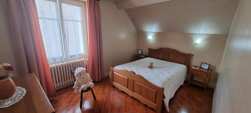 Maison - 97 m² - 5 pièces