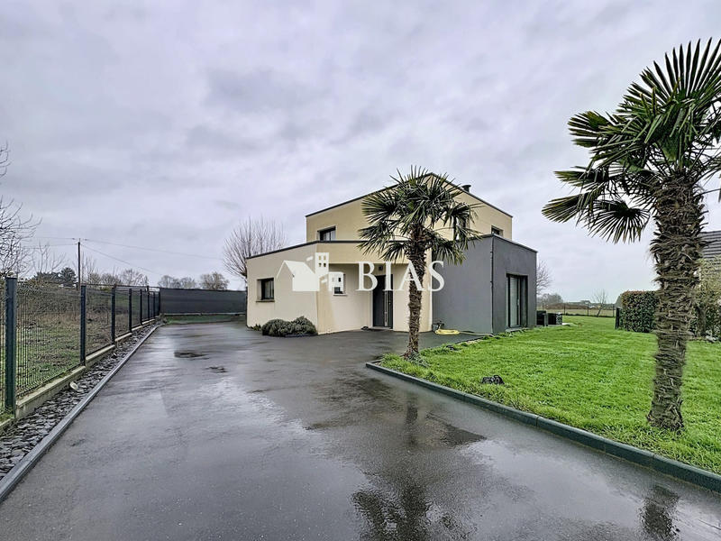 Maison - 159 m² - 7 pièces