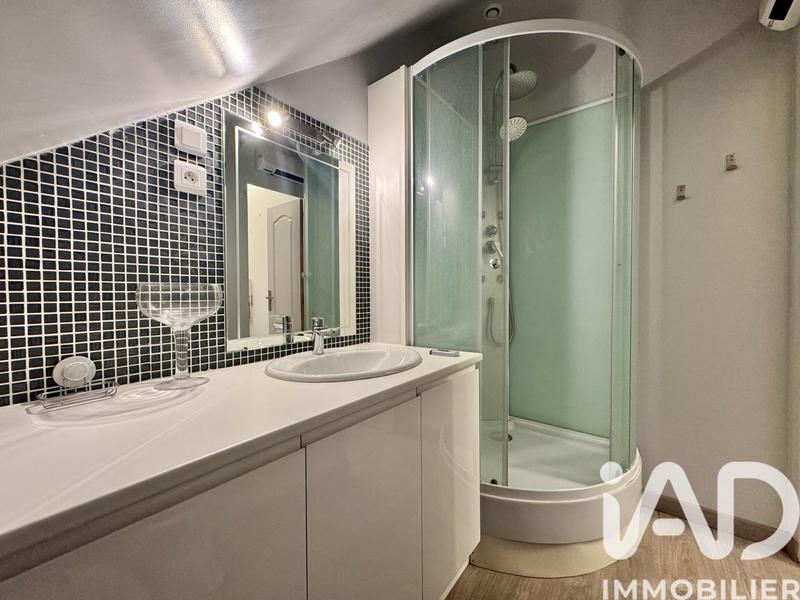 Maison - 198 m² - 7 pièces