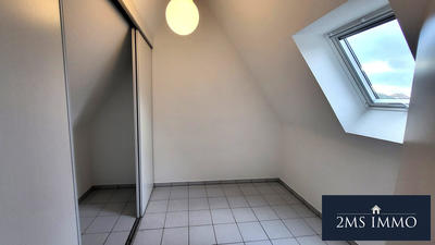 Duplex - 93 m² - 5 pièces