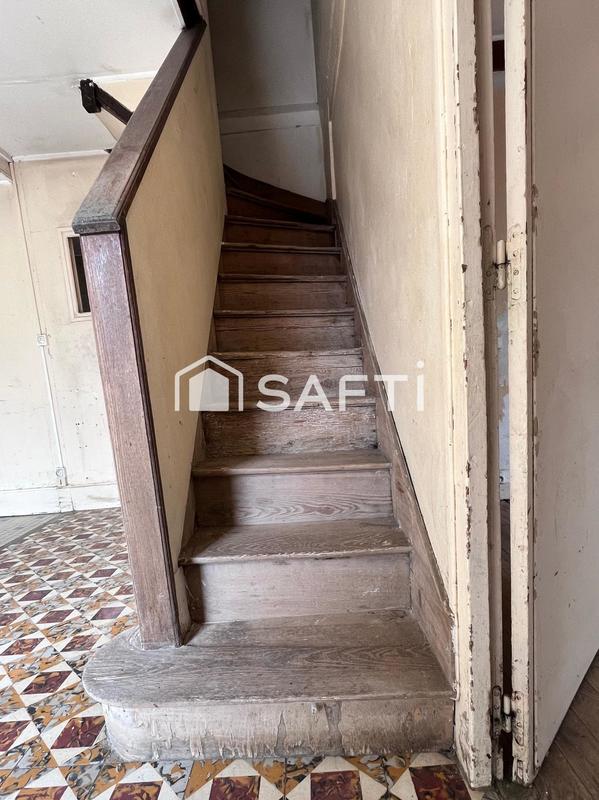 Maison - 85 m² - 5 pièces