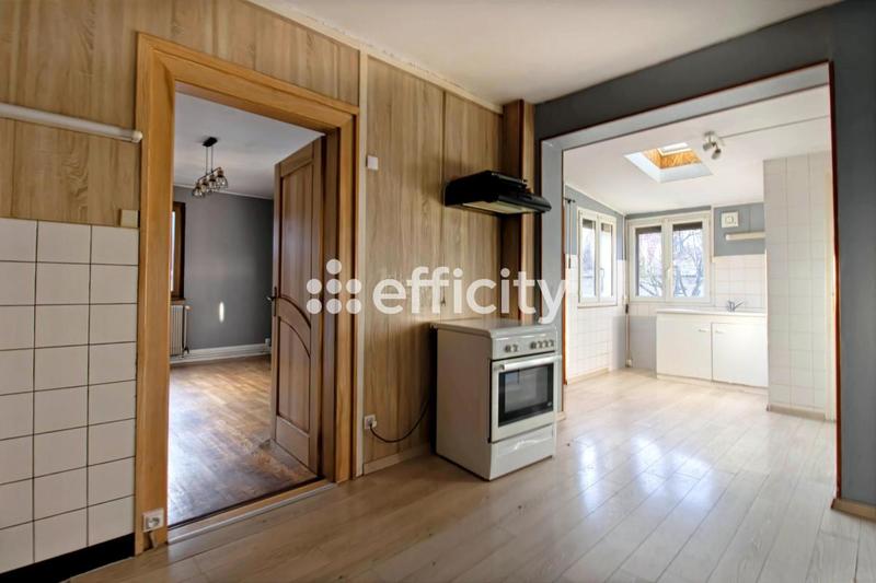 Maison - 94 m² - 4 pièces