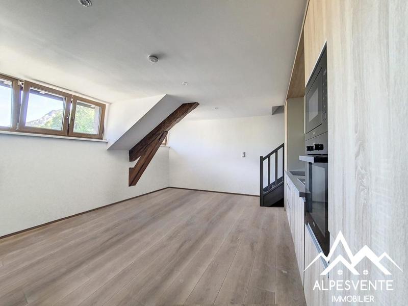 Duplex - 49 m² - 4 pièces