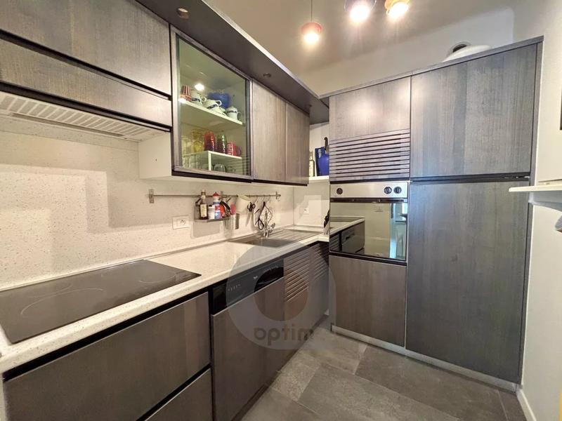 Appartement - 83 m² - 4 pièces