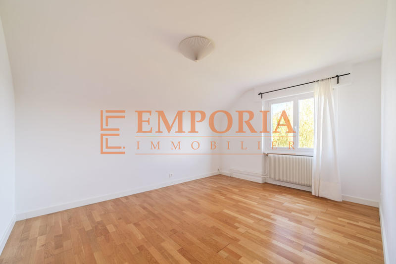 Maison - 150 m² - 7 pièces