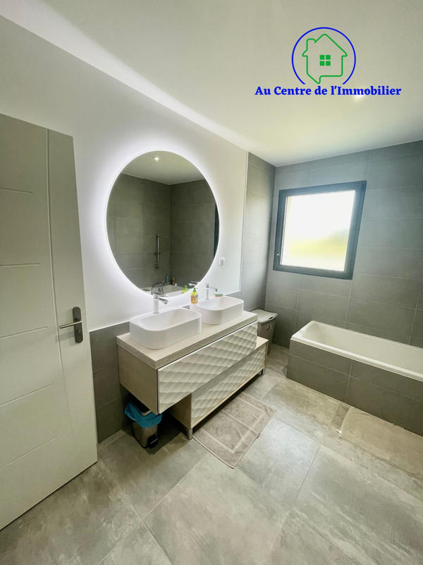 Maison - 139 m² - 6 pièces