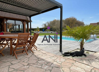 Maison - 204 m² - 7 pièces