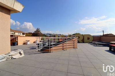 Local commercial - 998 m²