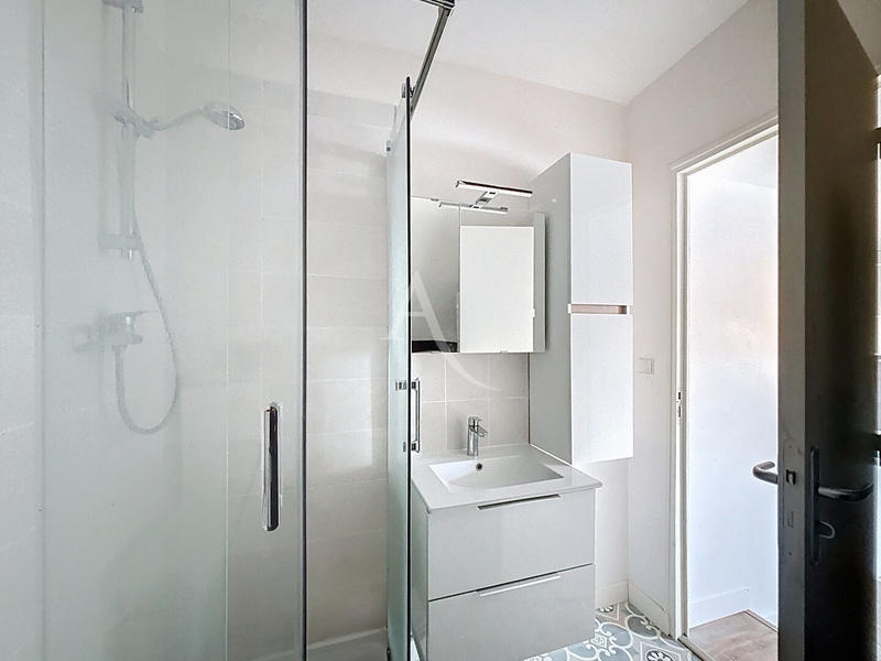 Appartement - 15 m² - 1 pièce