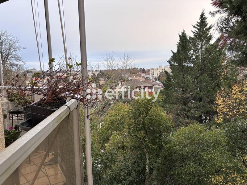 Appartement - 111 m² - 5 pièces