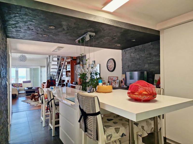 Villa - 371 m² - 6 pièces