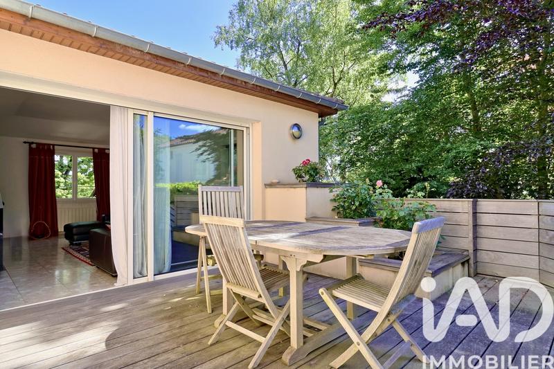 Maison - 188 m² - 8 pièces