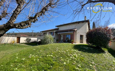 Maison - 160 m² - 6 pièces