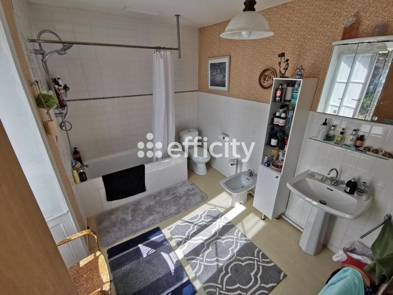 Maison en pierre - 125 m² - 6 pièces