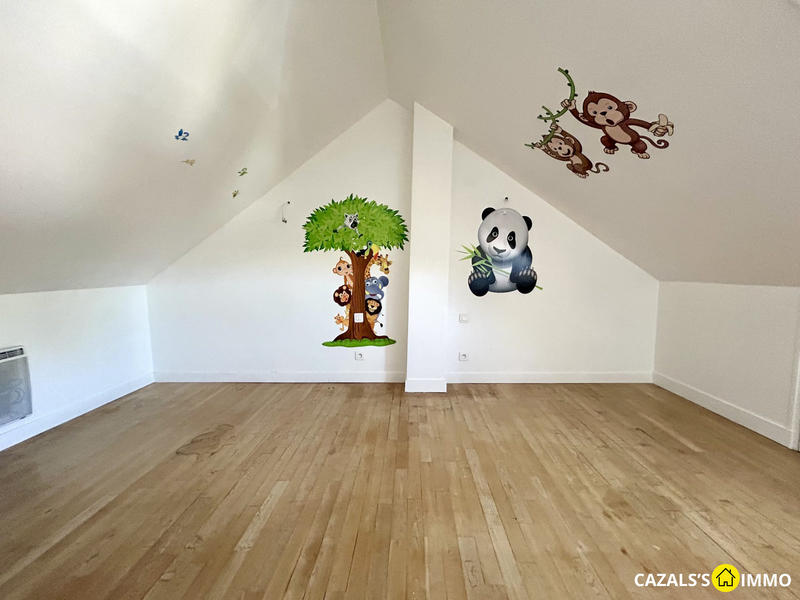 Maison traditionnelle - 105 m² - 5 pièces