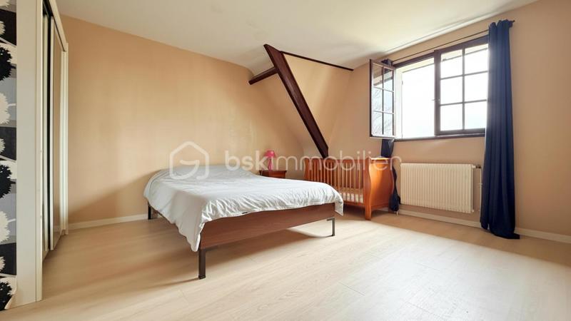 Pavillon - 130 m² - 7 pièces