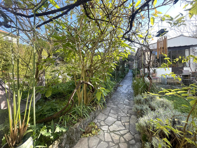 Maison - 150 m² - 8 pièces