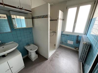 Maison - 316 m² - 9 pièces