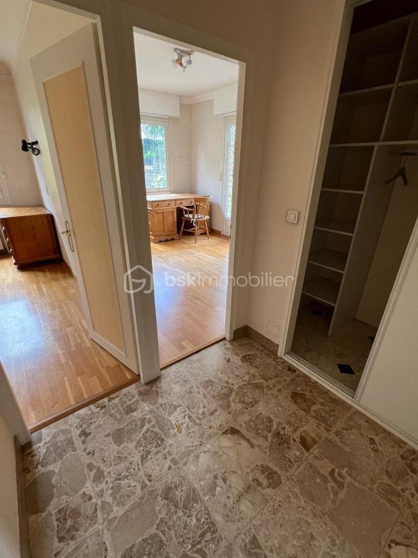 Propriété - 300 m² - 10 pièces