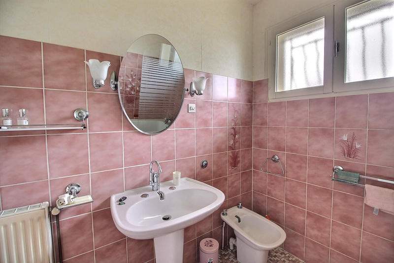 Villa - 140 m² - 7 pièces