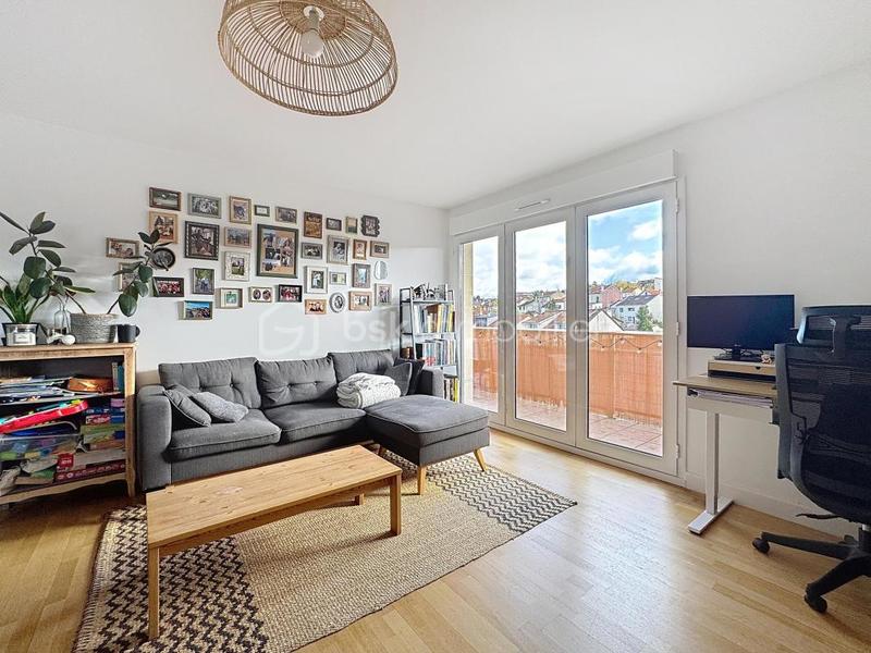 Appartement - 65 m² - 3 pièces