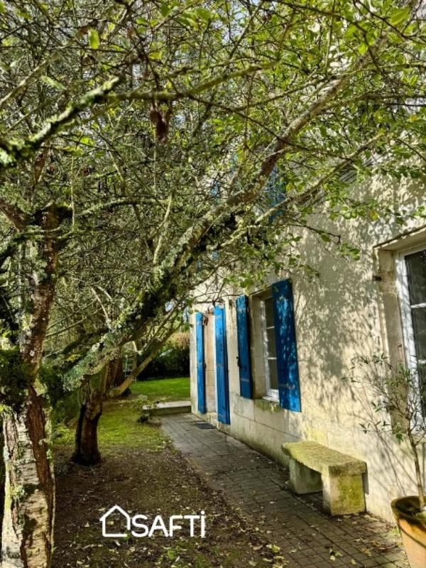 Maison - 245 m² - 8 pièces