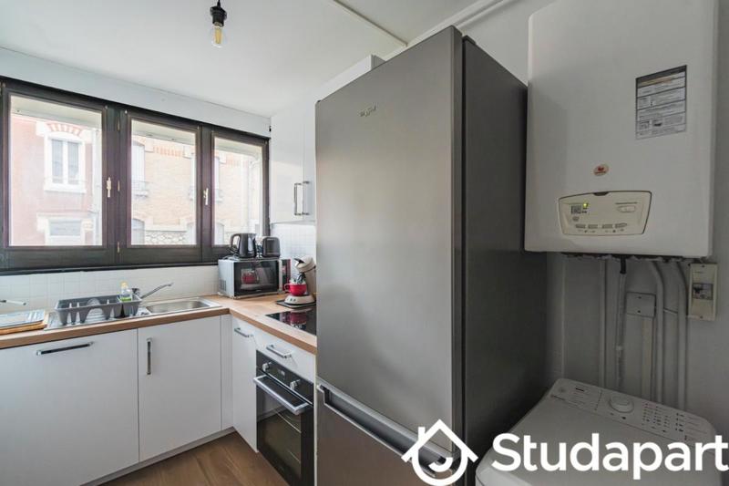 Chambre - 12 m² - 1 pièce