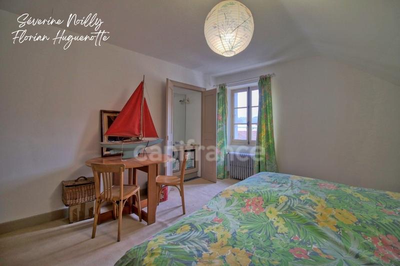 Maison bourgeoise - 252 m² - 8 pièces