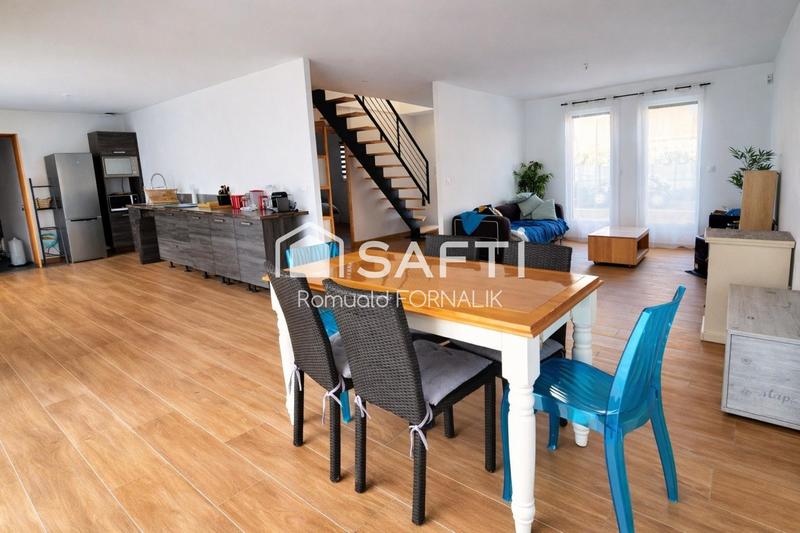 Maison - 136 m² - 7 pièces