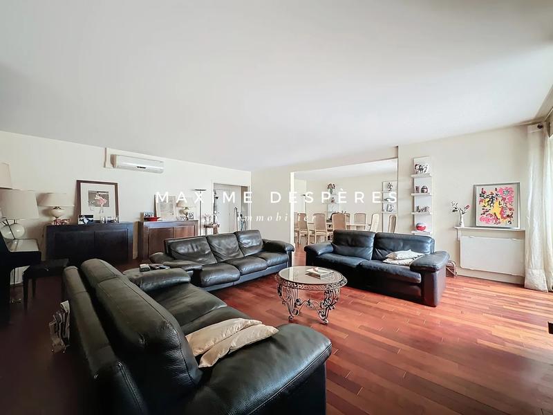 Appartement - 138 m² - 5 pièces