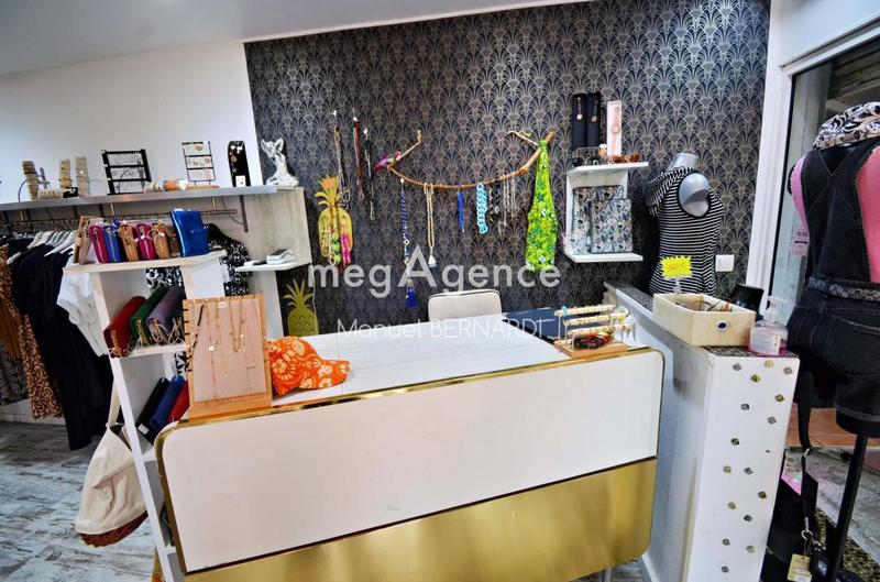 Fonds de commerce - 28 m²