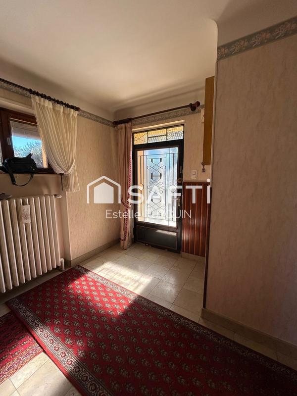 Maison - 145 m² - 6 pièces