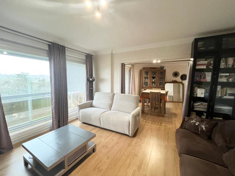 Appartement - 92 m² - 3 pièces