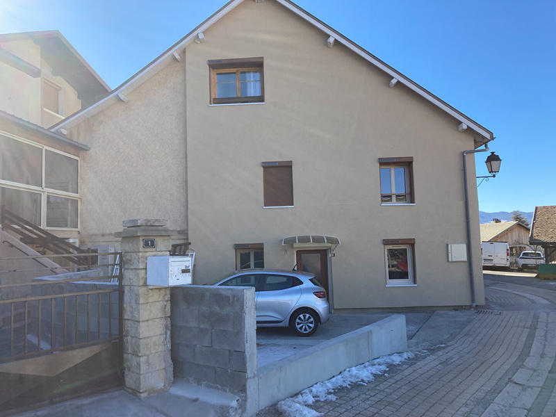 Maison - 110 m² - 4 pièces