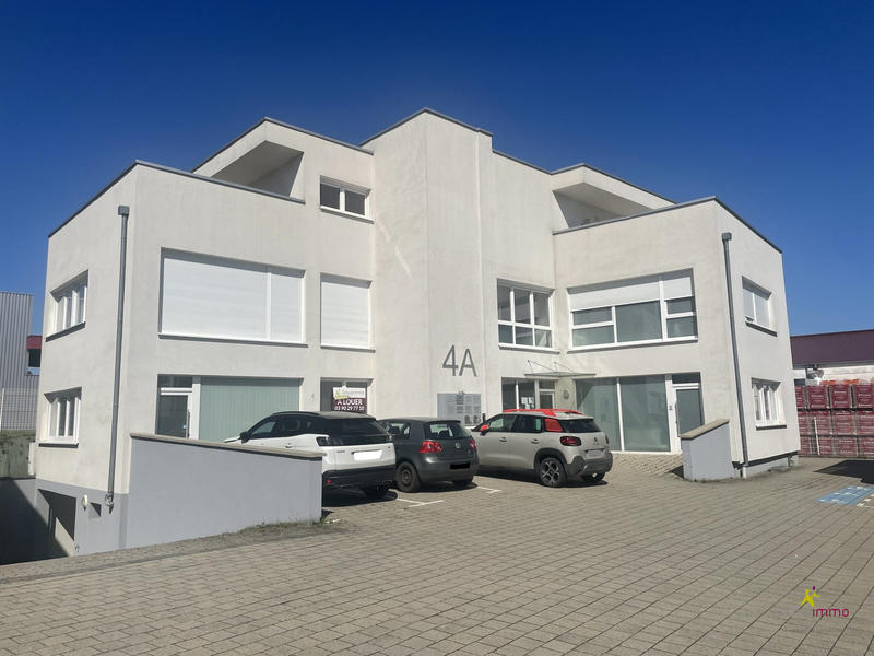 Local d'activités - 78 m² - 3 pièces