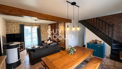Maison - 90 m² - 5 pièces