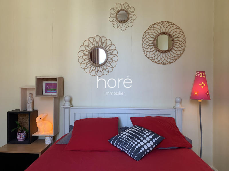 Maison - 210 m² - 9 pièces