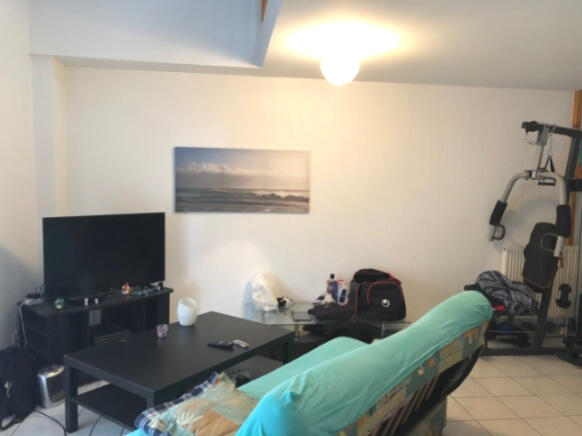 Appartement - 64 m² - 2 pièces