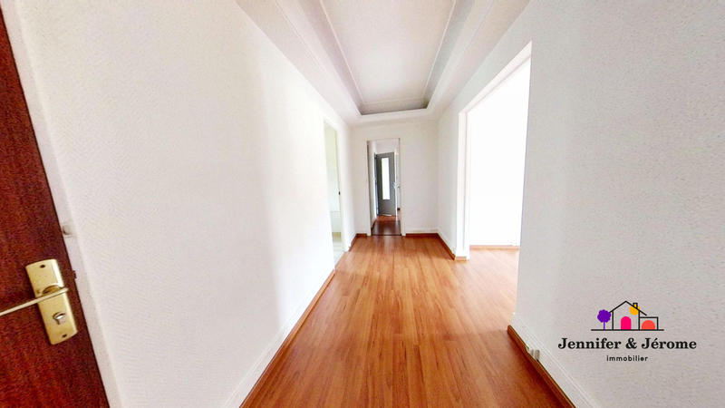 Appartement - 99 m² - 5 pièces