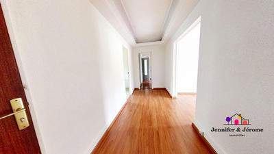 Appartement - 99 m² - 5 pièces