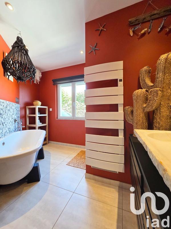 Maison de maîtres - 360 m² - 7 pièces