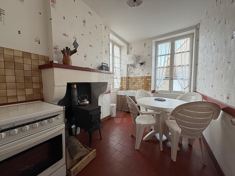 Maison - 102 m² - 4 pièces