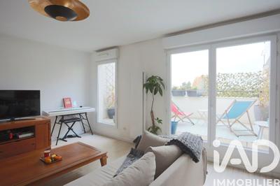 Appartement - 93 m² - 5 pièces