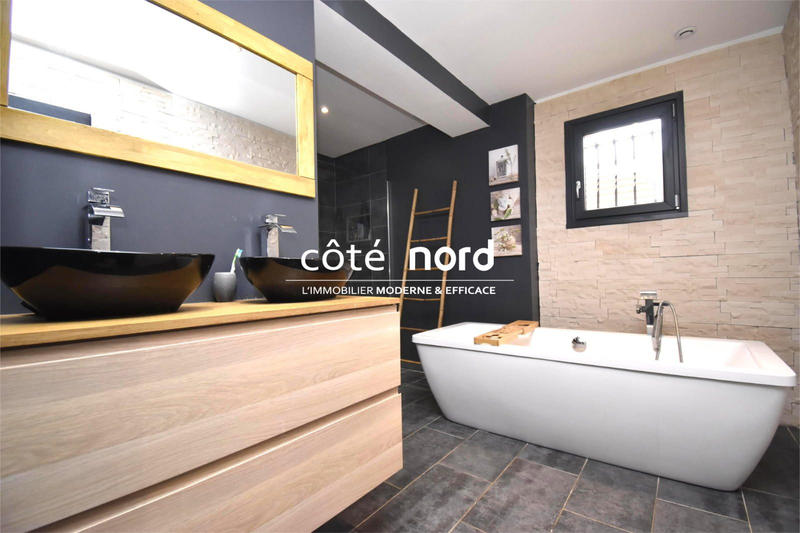 Villa - 198 m² - 7 pièces